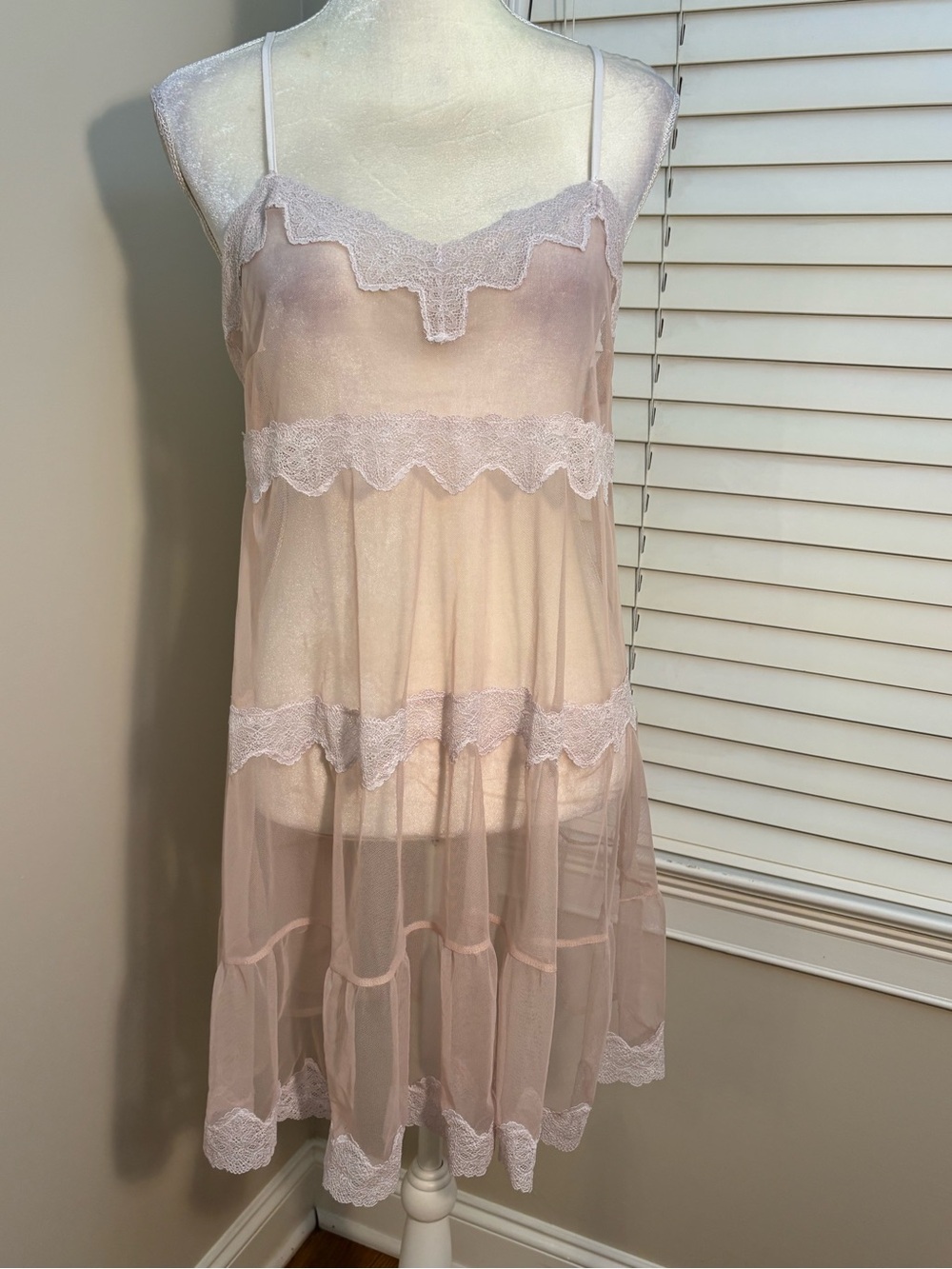 Victoria's Secret Sheer Babydoll Nightie - Picture 1 of 4